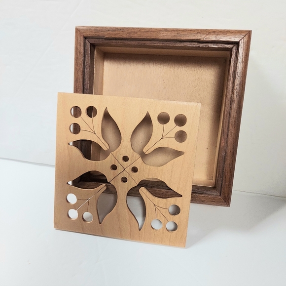 Two-tone Wood Trinket Box, Keepsake, Potpourri Box Hand Made, Scroll Saw Top - Picture 4 of 13